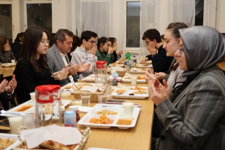 “Maarifin Kalbinde Ramazan” 11057