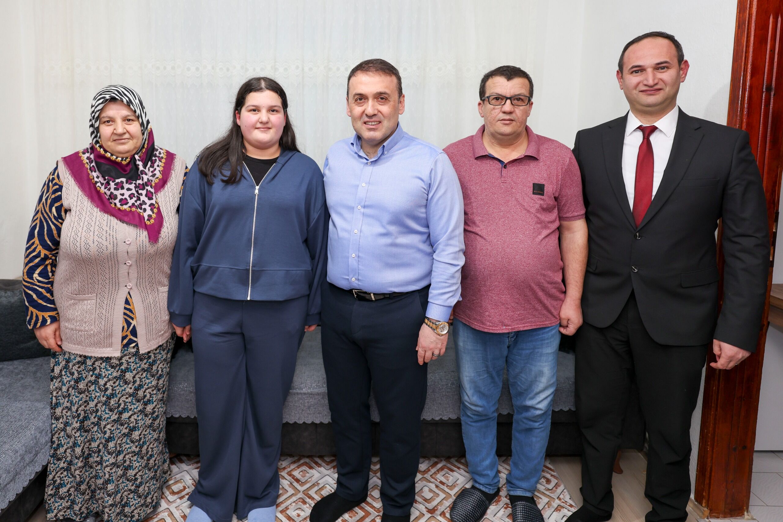 Meydan Ailesine İftarda Sürpriz Misafir 11131