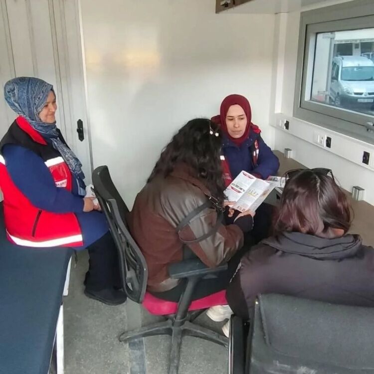 Mobil Sosyal Hizmet Aracı Gölpazarı’nda Sahada! 11171