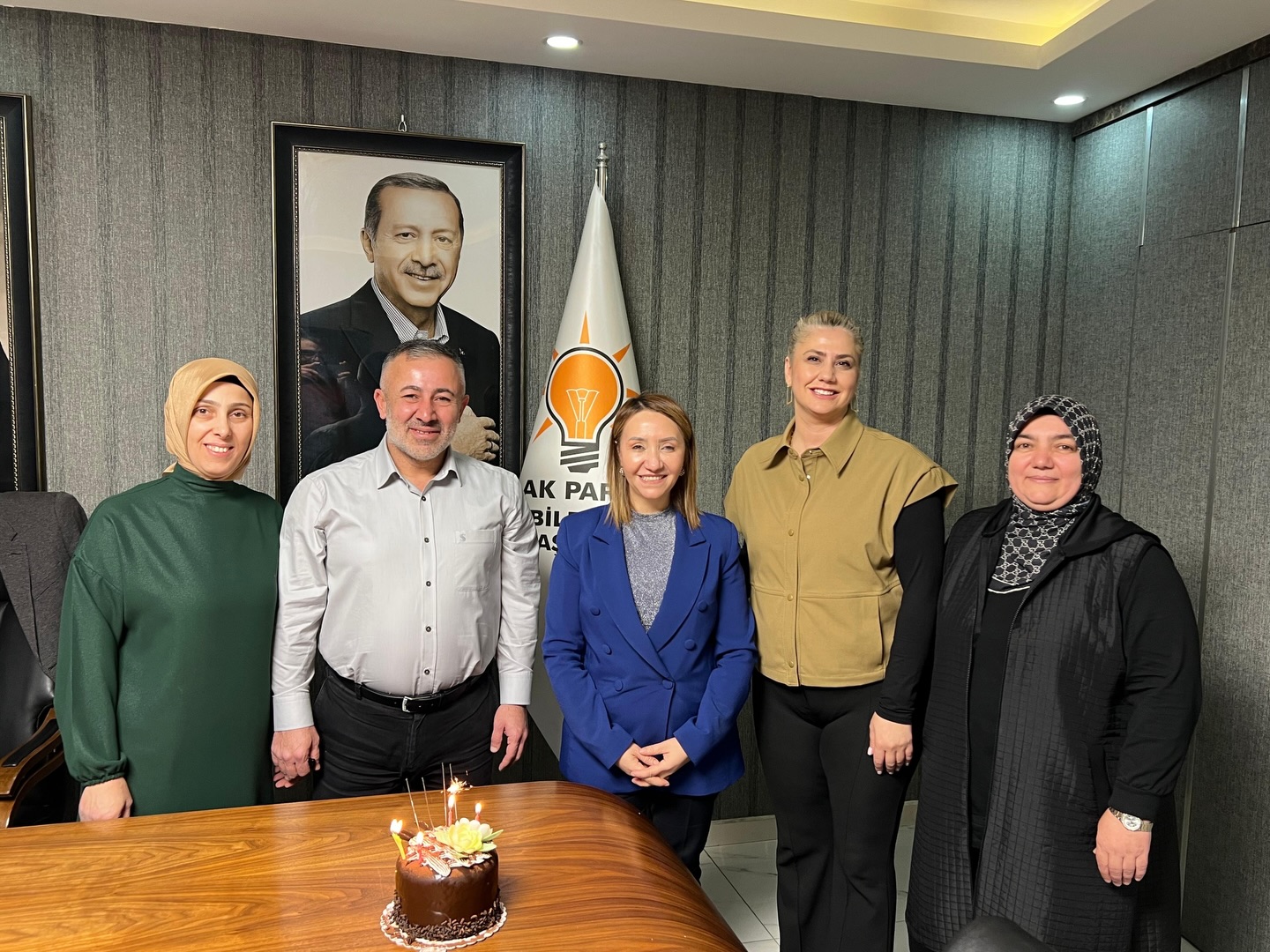 Pazaryeri Belediye Başkanı Zekiye Tekin’in Doğum Günü Kutlandı 9757