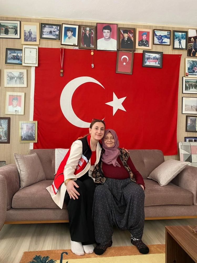 Şehidimiz Fedai Efe’nin Ailesine Sene I Devriye Ziyareti 10871