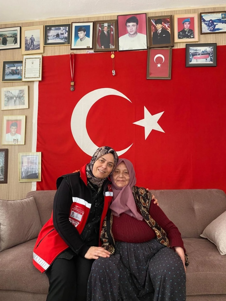 Şehidimiz Fedai Efe’nin Ailesine Sene I Devriye Ziyareti 10872