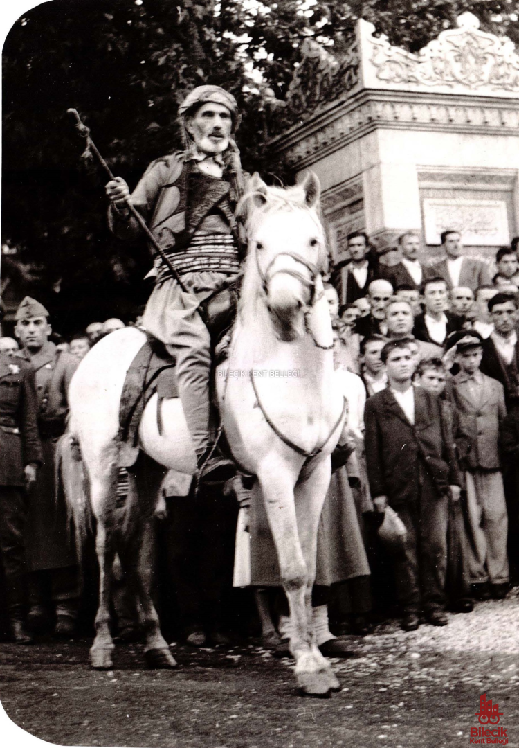 Söğüt’te Tören At Üstünde Bir Yörük 9411