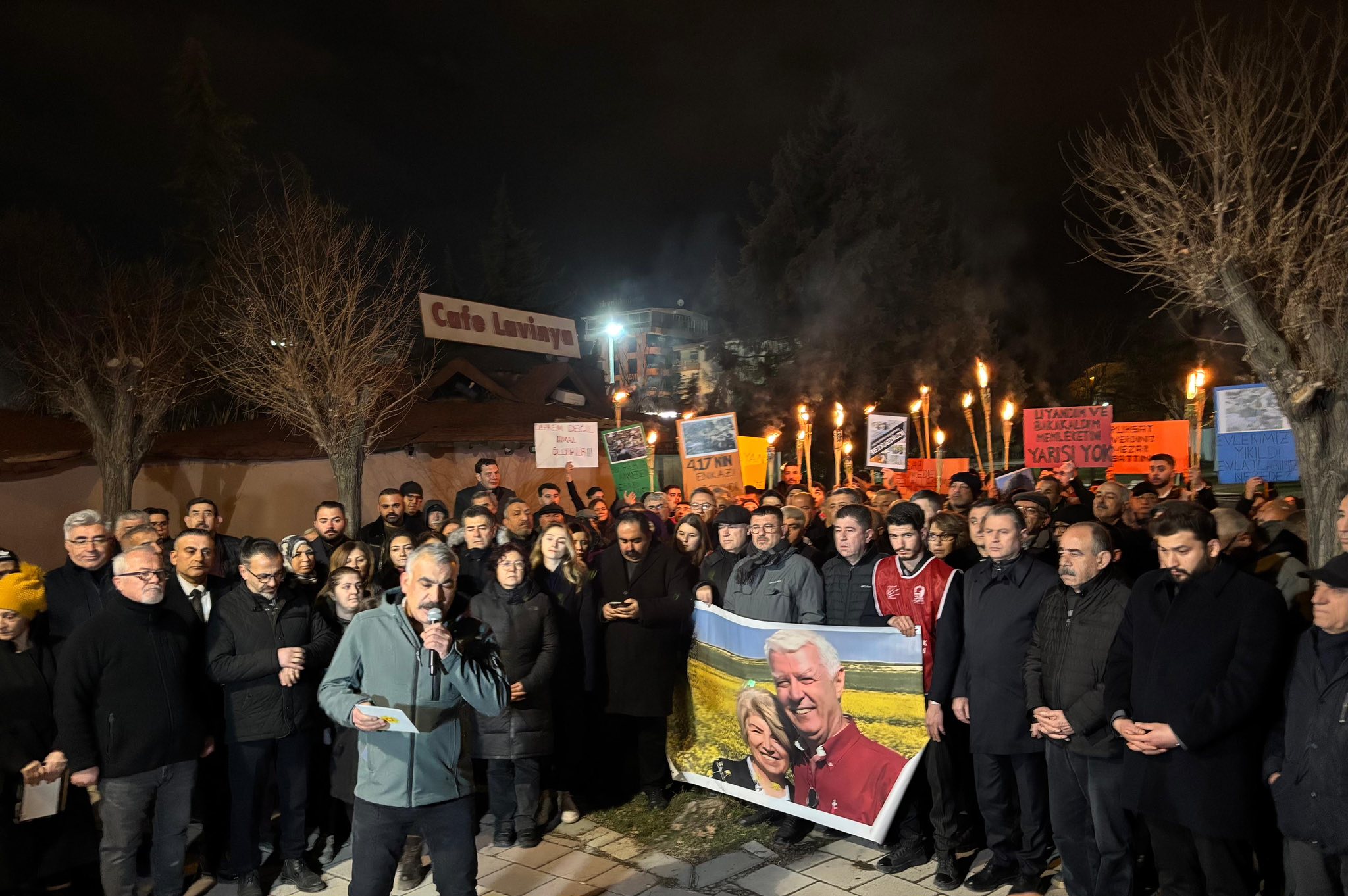 Tüzün Unutmadık, Unutturmayacağız” 9956