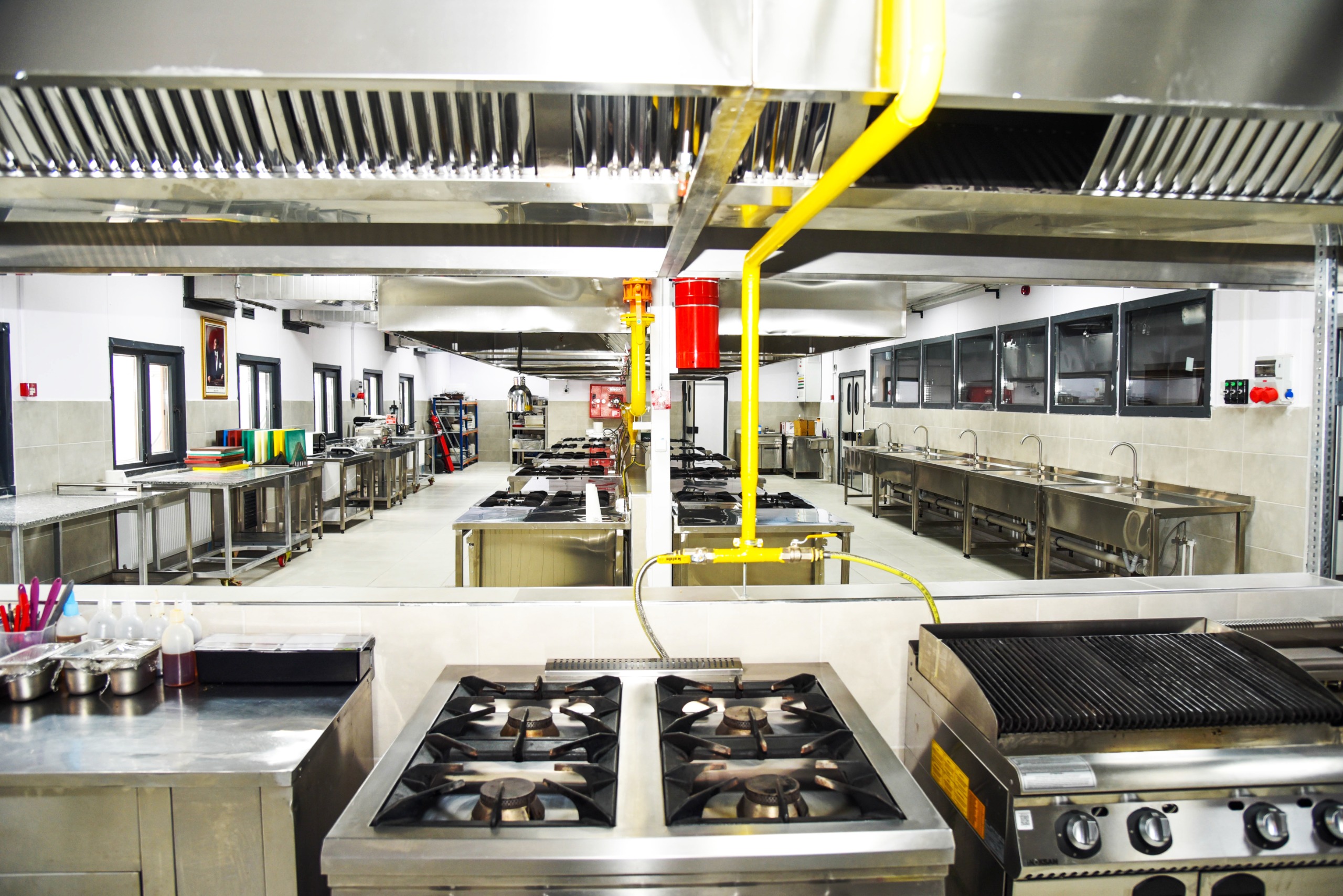 Üniversiteden Modern Aşçılık Binası 10040