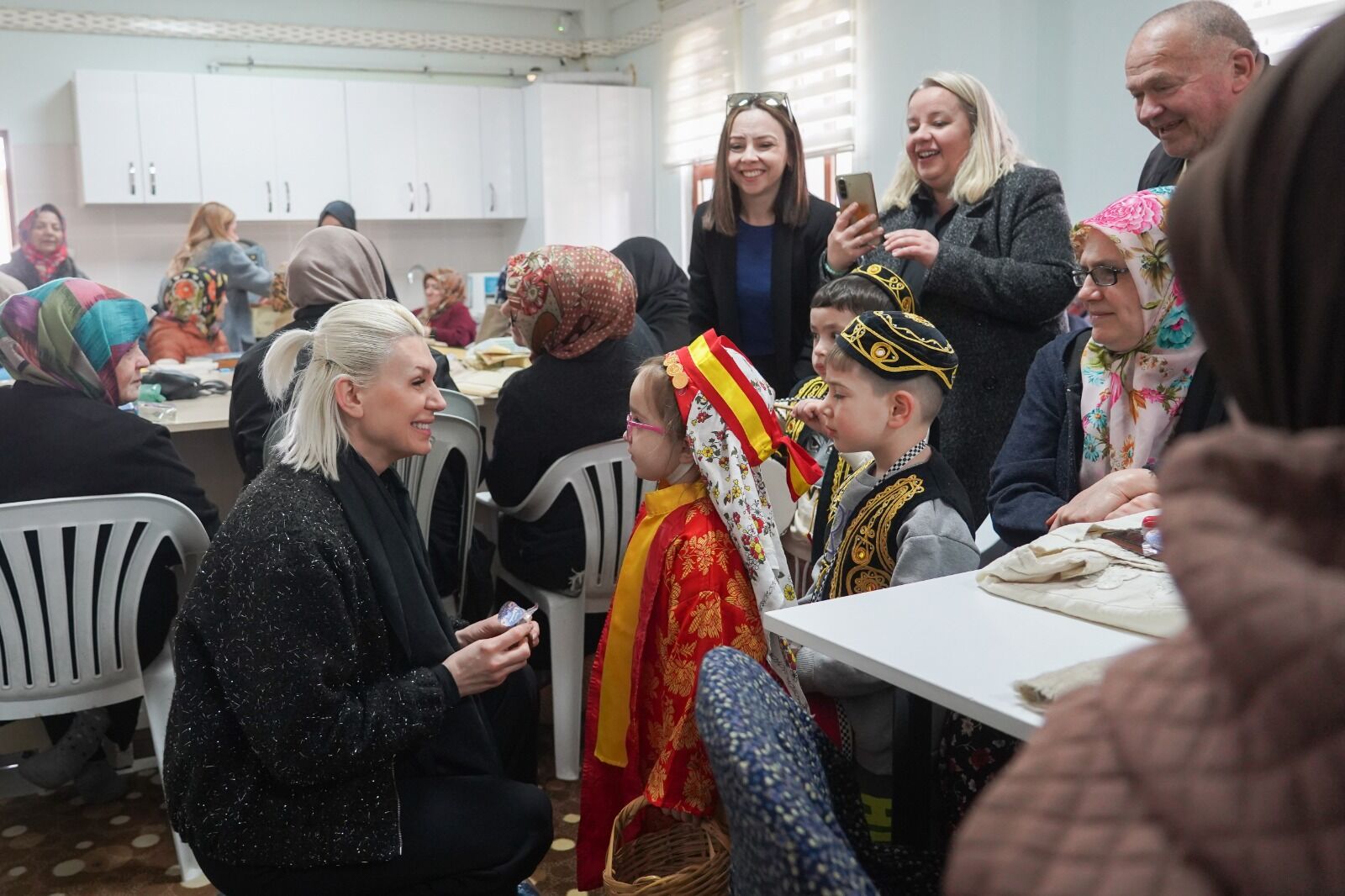 3490Bd69 8Fe1 4C4A 80Ca B2C839552171