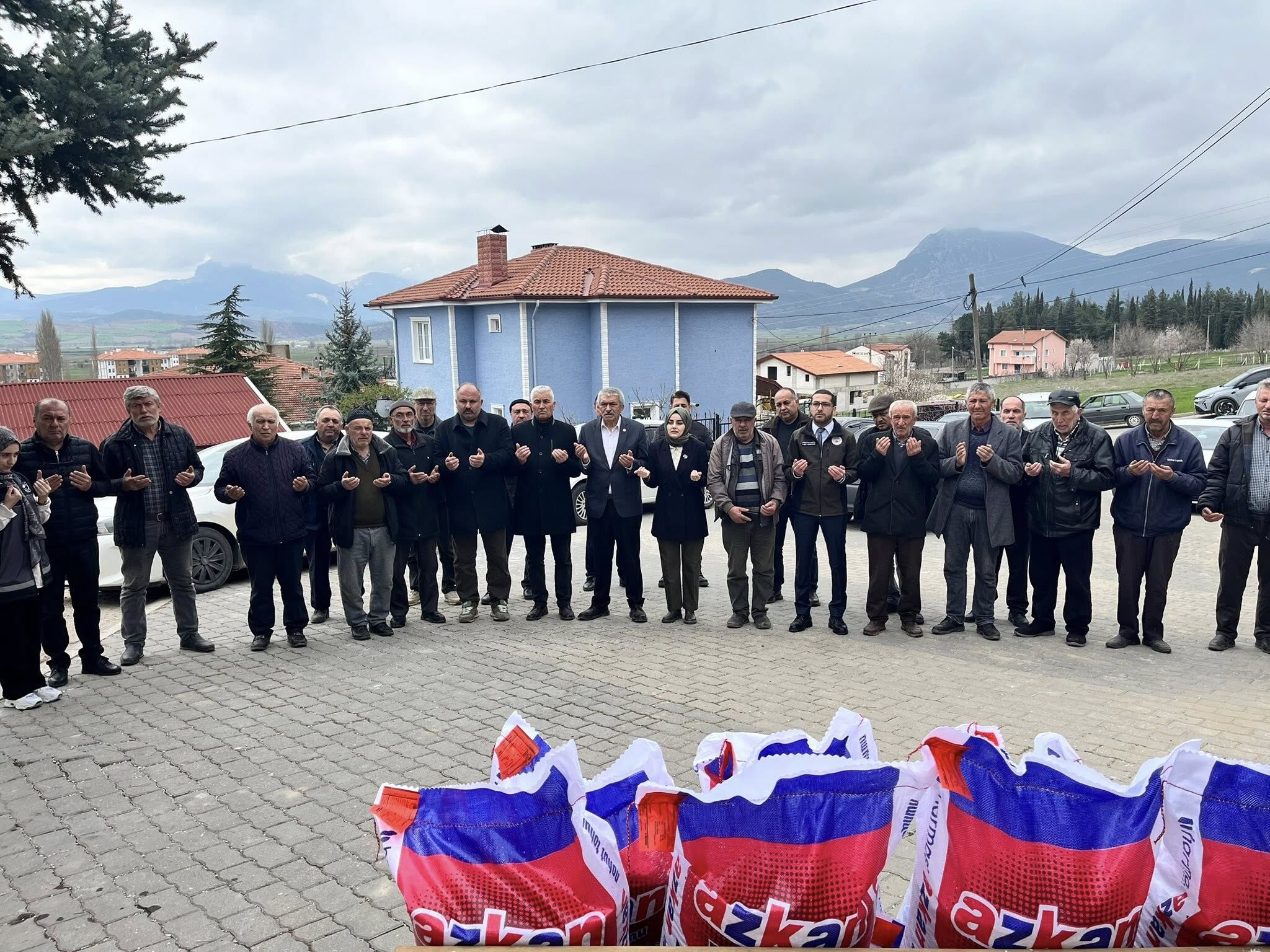 5 Tonun Üzerinde Nohut Tohumu Dağıtıldı 12249