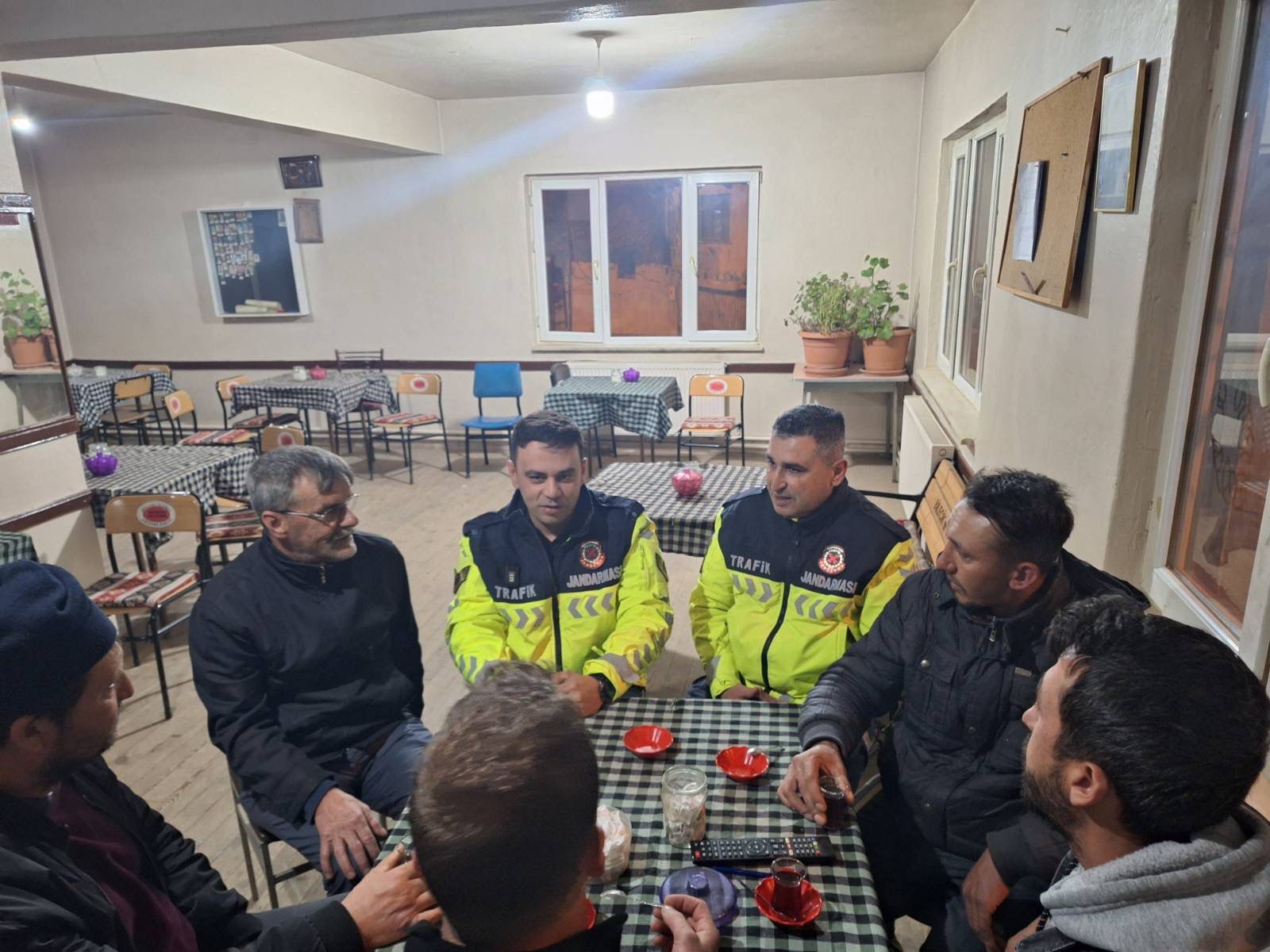 Abadiye Köyü’nde Vatandaşlara Trafik Eğitimi Verildi 11865