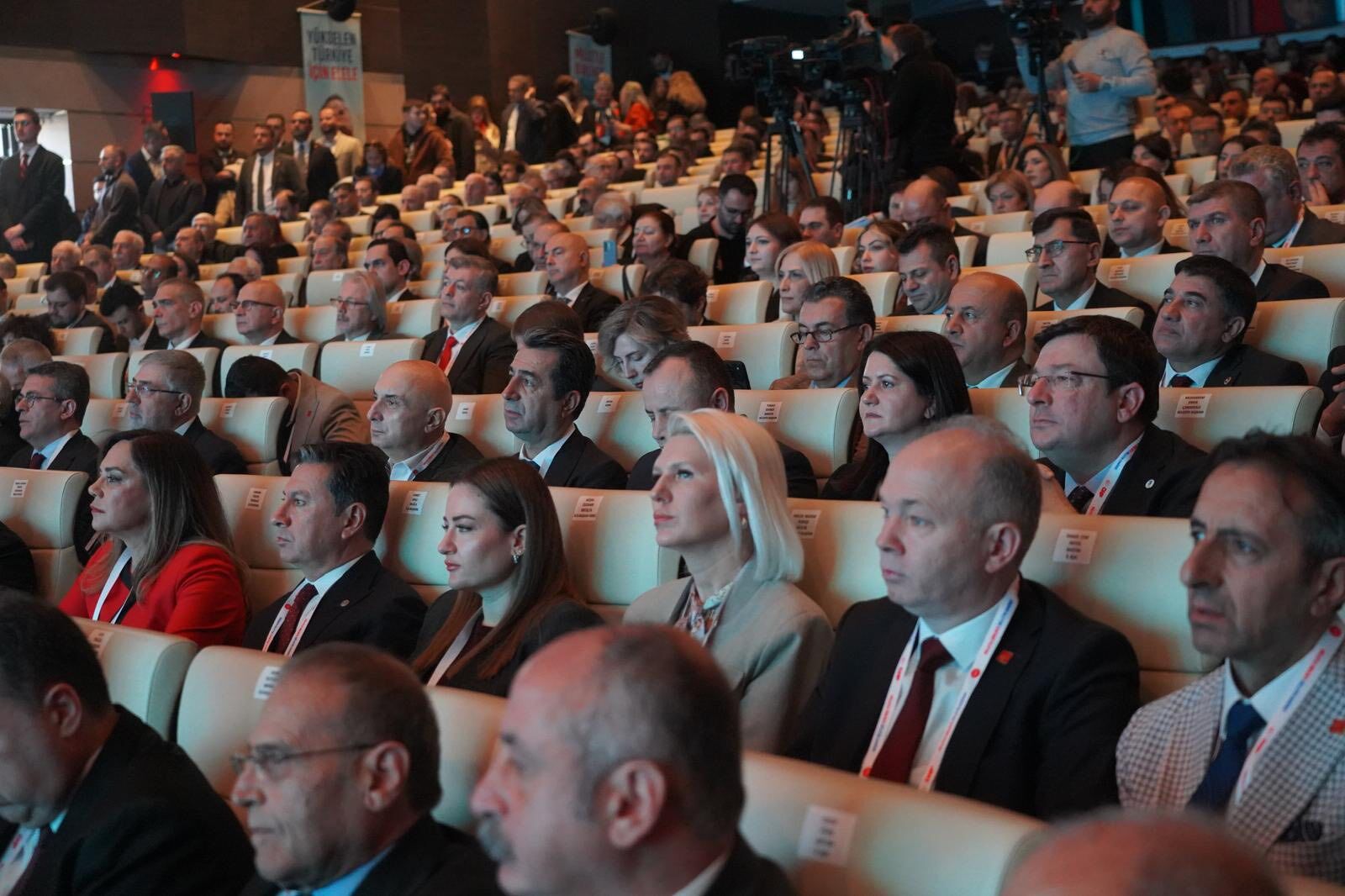 Başkan Subaşı “Milletle Birlikte, Milletin Emrindeyiz” 11240