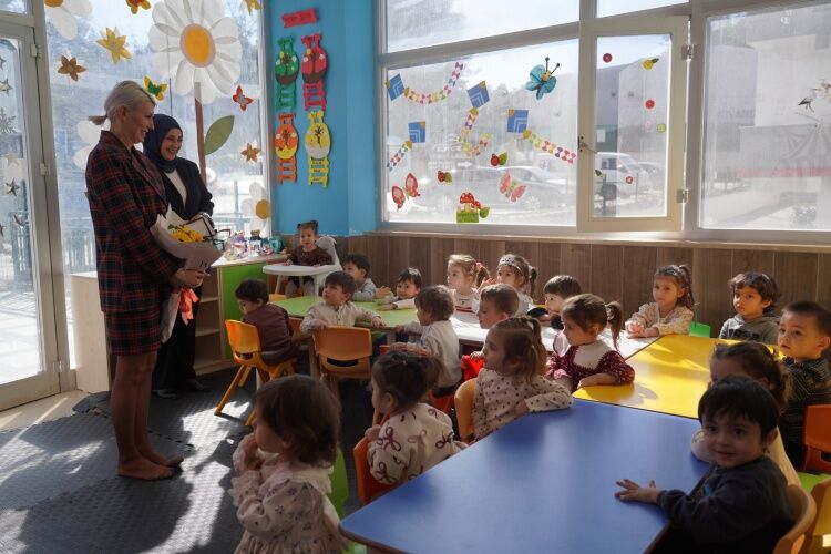 Başkan Subaşı’ndan Çocuklarla Kadınlar Günü Mesajı 11570