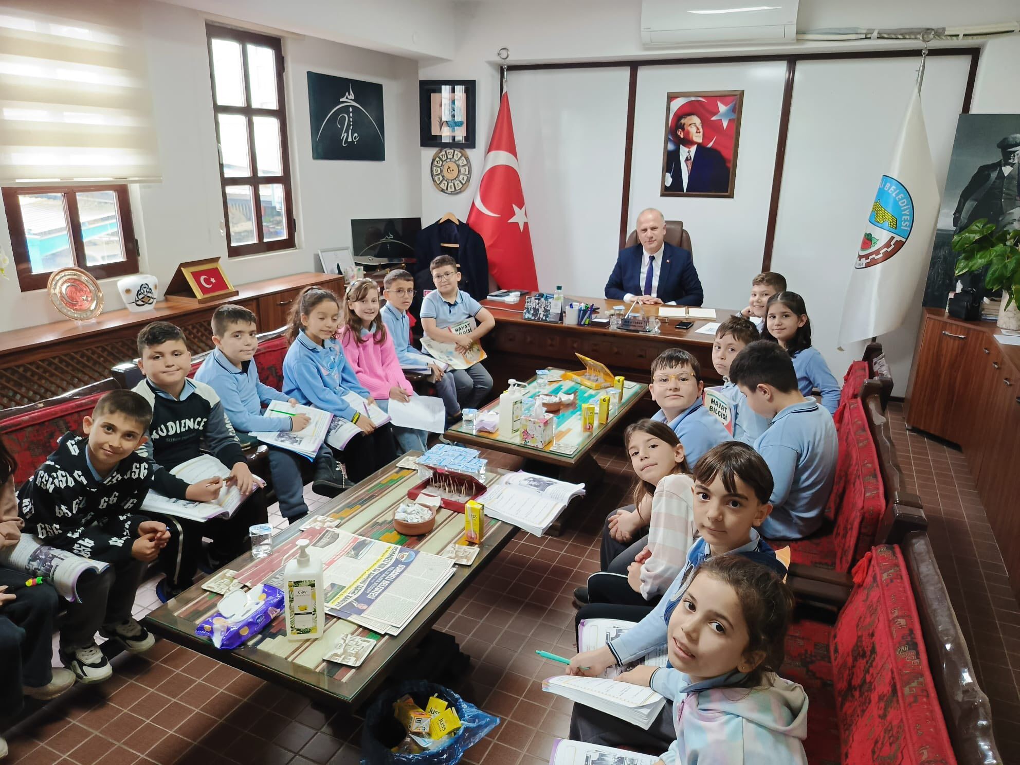 Başkan Torun’a Minik Baskın! 12337