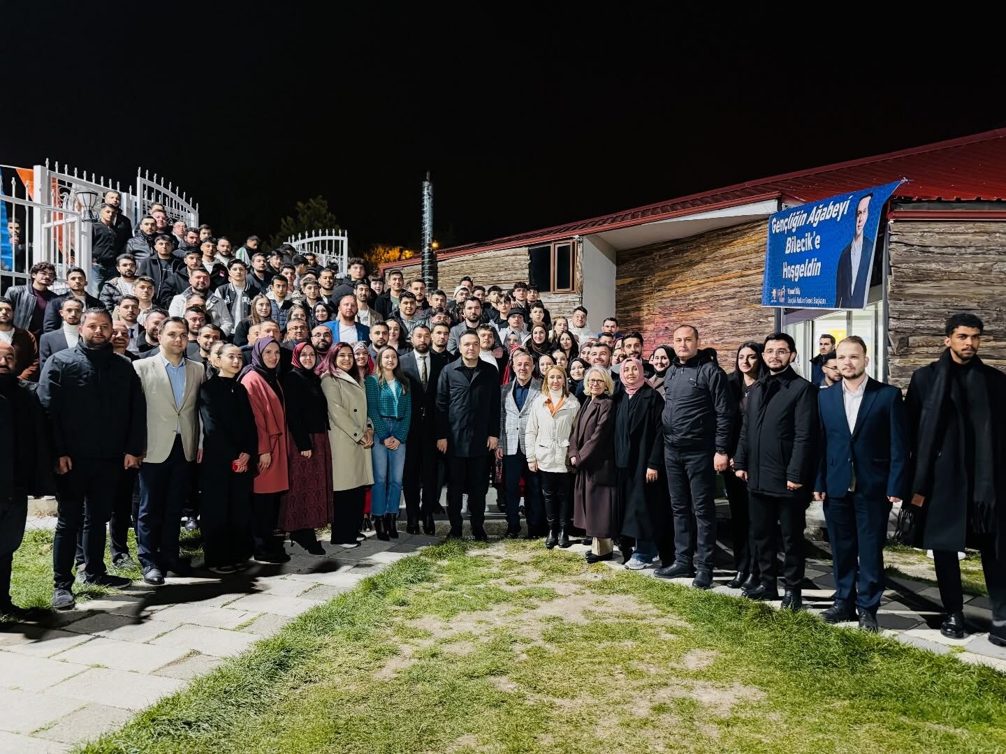 Başkan Yıldırım Bizim En Büyük Gücümüz Gençlerimizdir.” 11820