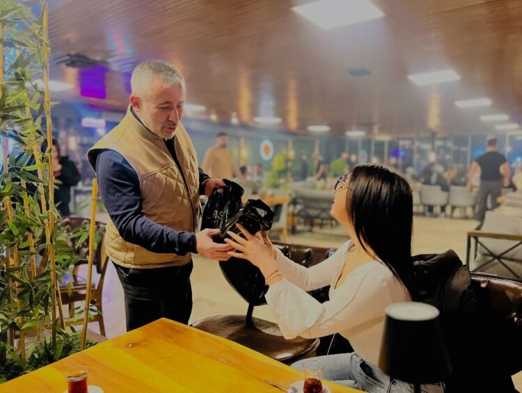 Başkan Yıldırım Gençlerle İftarın Bereketi Başka 11561