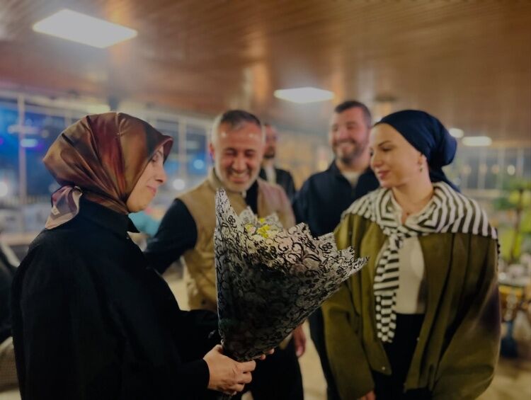 Başkan Yıldırım Gençlerle İftarın Bereketi Başka 11564