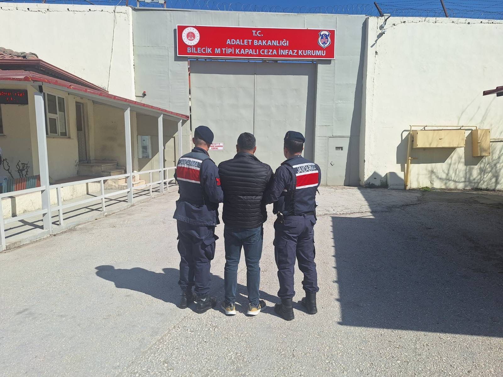 Bilecik’te Aranan 2 Hükümlü Yakalandı 11957