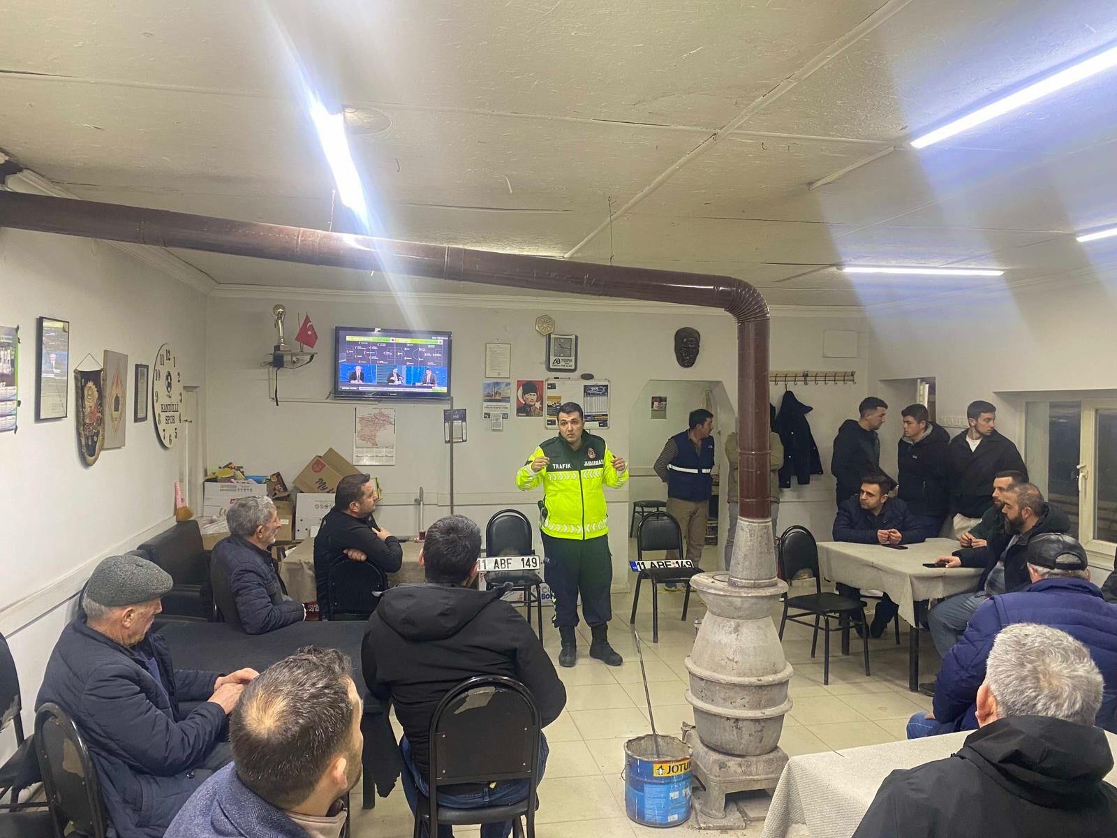 Bozüyük’te 40 Vatandaşa Trafik Ve Plaka Eğitimi 12025