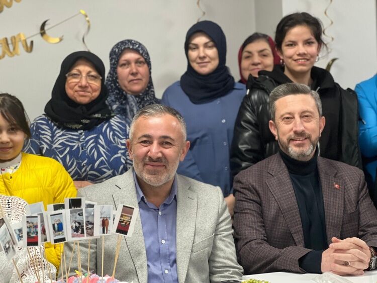 Bozüyük’te Kadın Kolları İftarında Gönüller Birleşti 11279