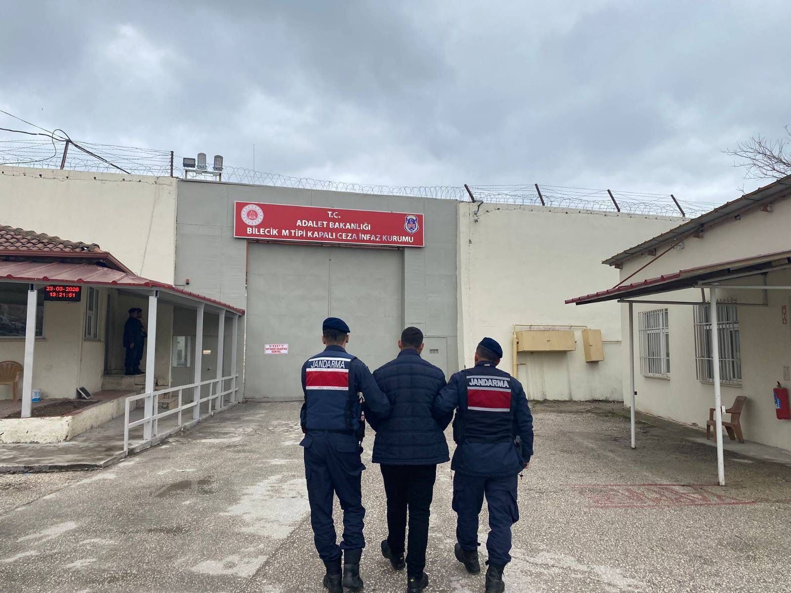 Çalınan Motosiklet Bulundu 2 Şüpheli Yakalandı 12123