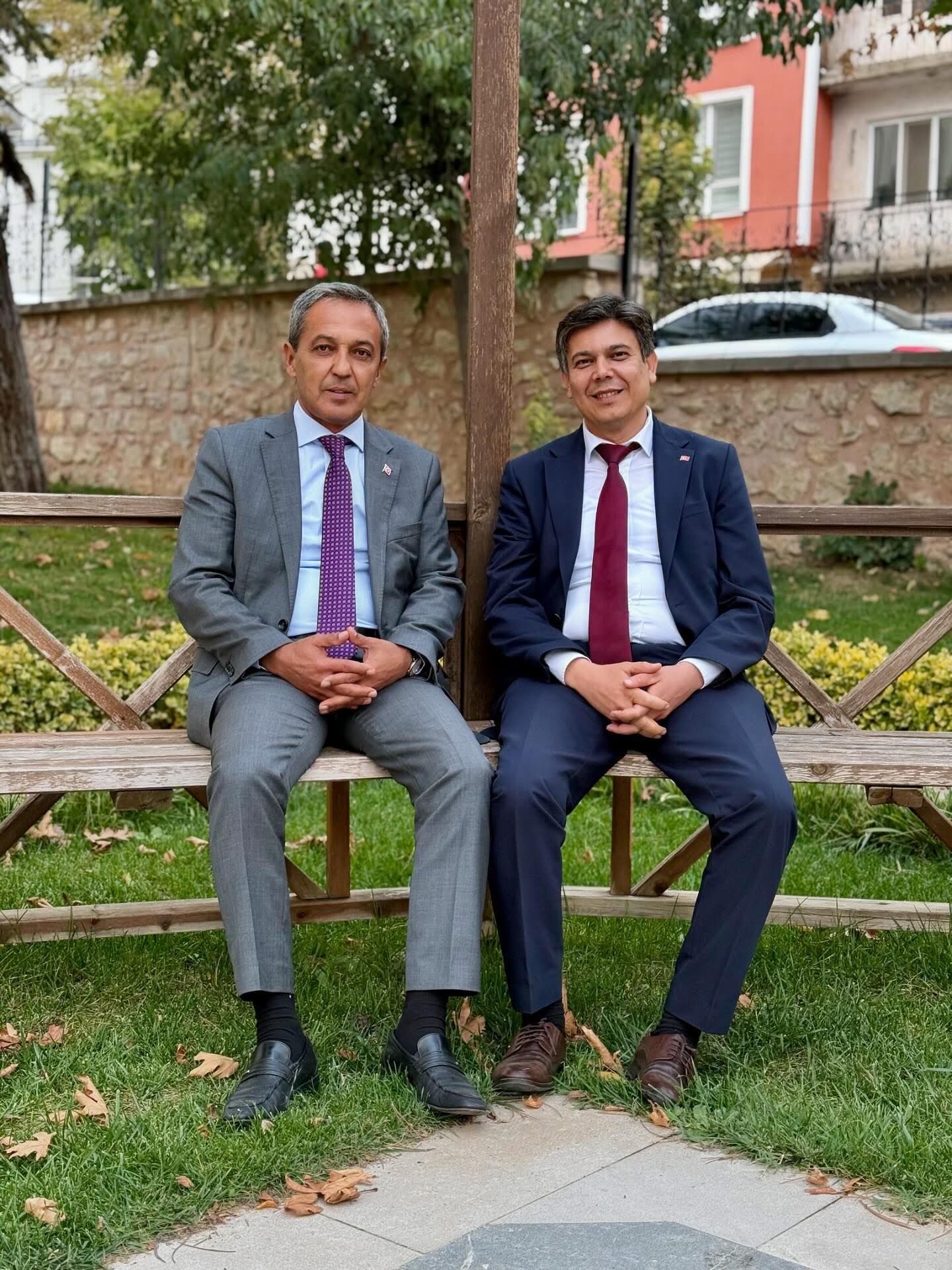 Çılgın Başkana Iki Ilçeden Destek Geldi 12186 (1)