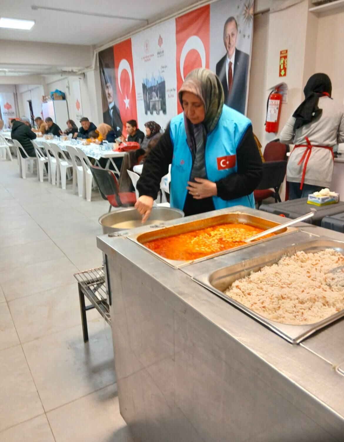 Dünya Yetimler Günü’nde Yetim Çocuklar Aynı Sofrada Buluştu 11747