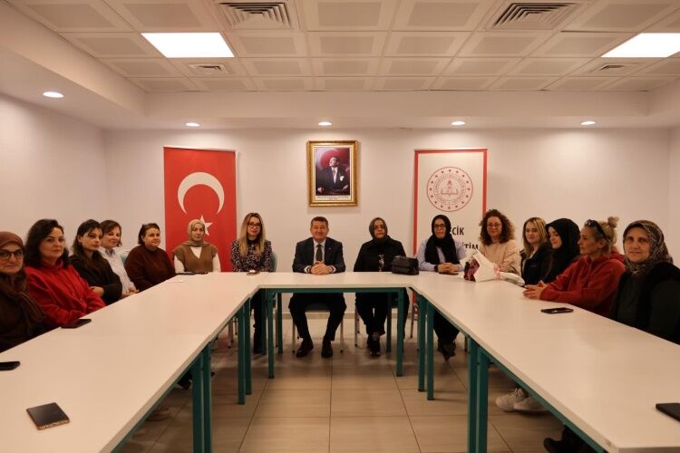 Eğitime Değer Katan Kadınlar Unutulmadı 11491