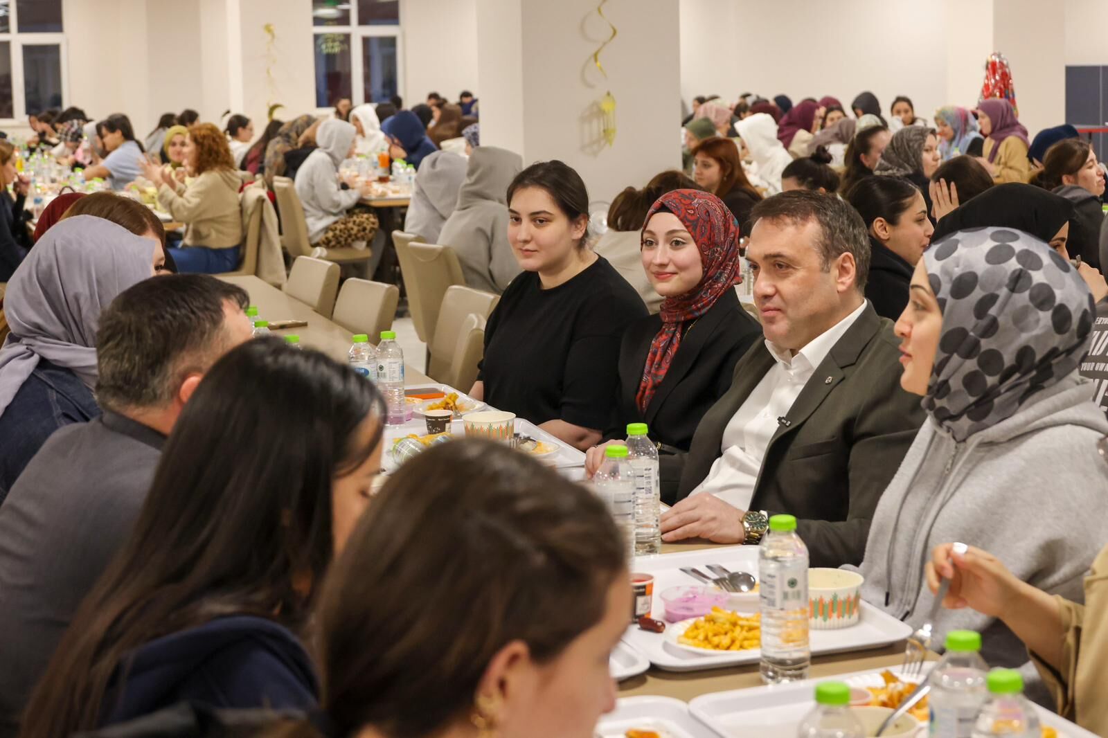 Gençlere Tecrübe Ve Bilgi Birikimlerini Anlattı 11268