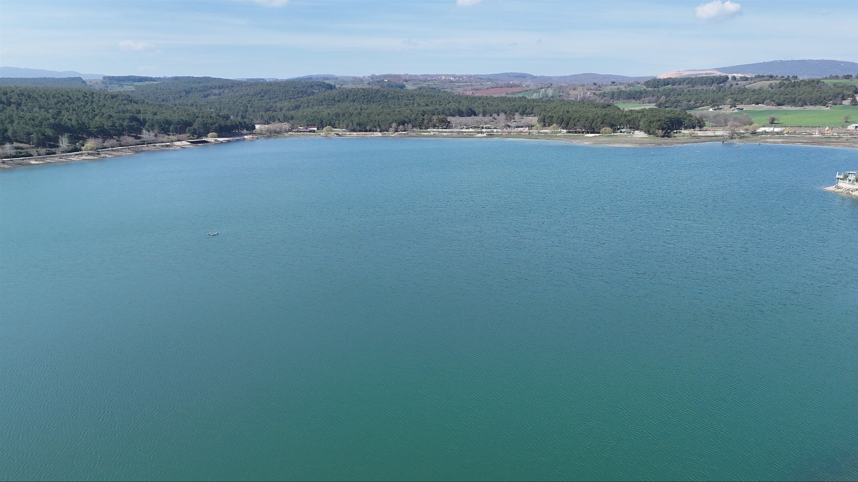 Gölette İlkbaharın Şiiri 12270