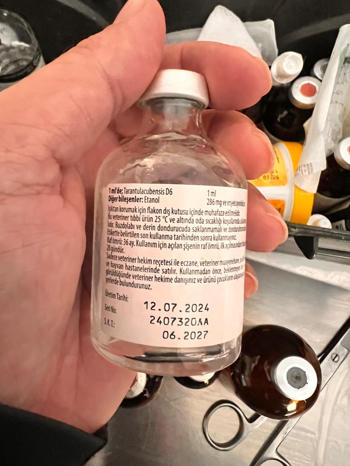 Hayvanlar Çipli, Kısır Değil, Ilaçların Tarihi Geçmiş 12401