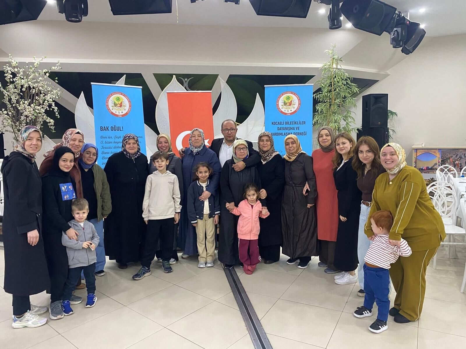 Kocaeli’de Bilecikliler İftar Sofrasında Buluştu 11829