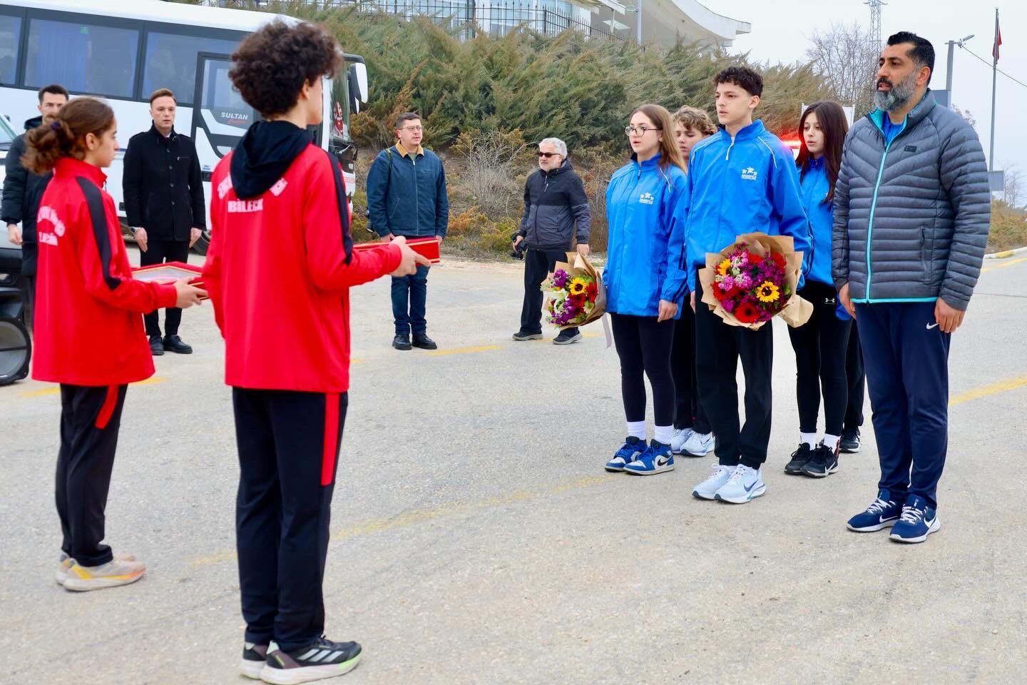 Kutsal Emanetler Bilecik’te Karşılandı 11811