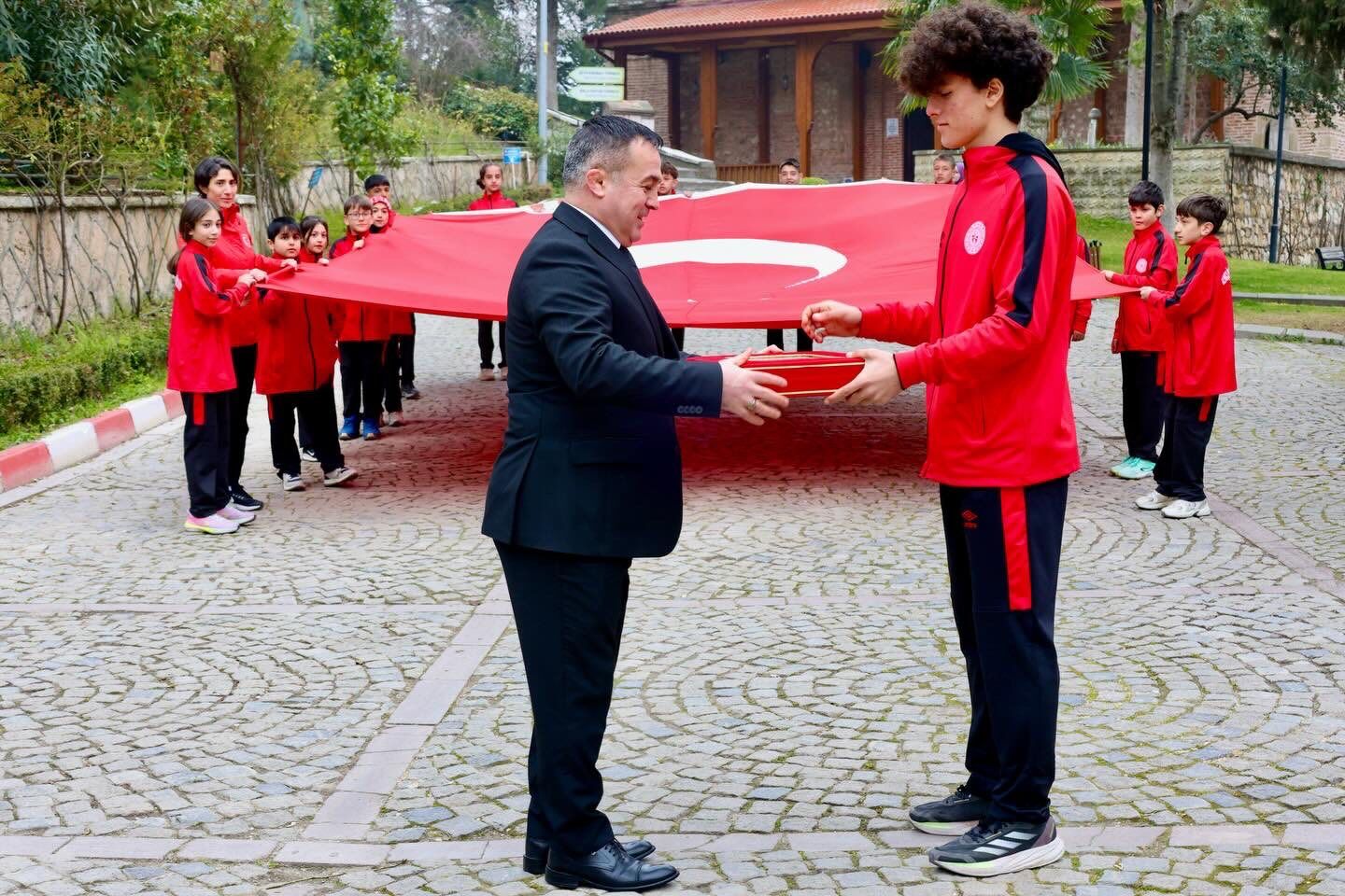 Kutsal Emanetler Bilecik’te Karşılandı 11812