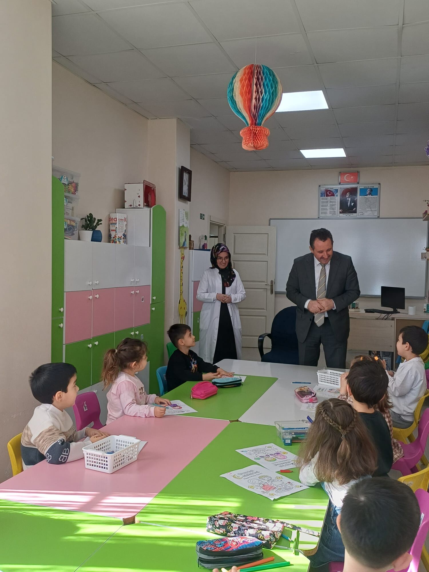 Minik Yüreklerden Büyük Yardım 11572