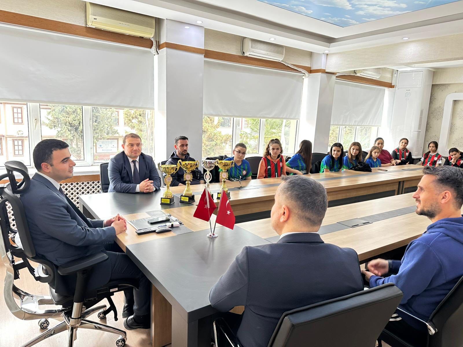 Osmaneli’nde Şampiyon Öğrenciler Kaymakamlıkta Ağırlandı 12084