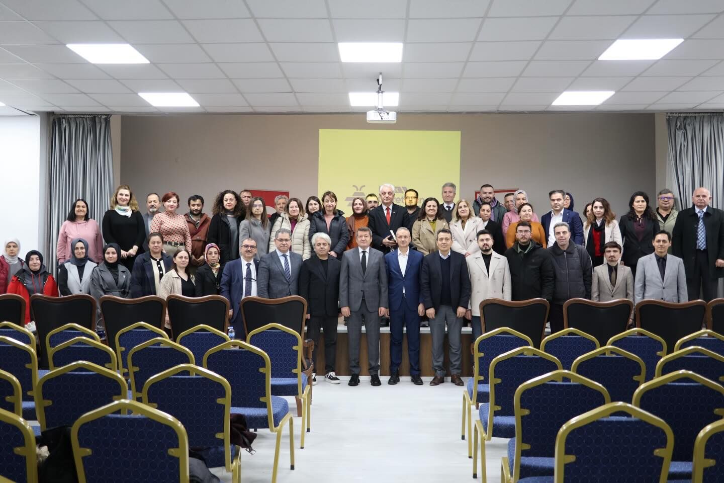 Refik Arslan Öztürk Fen Lisesinde “Şeyh Edebali Yılı” Söyleşisi 12370