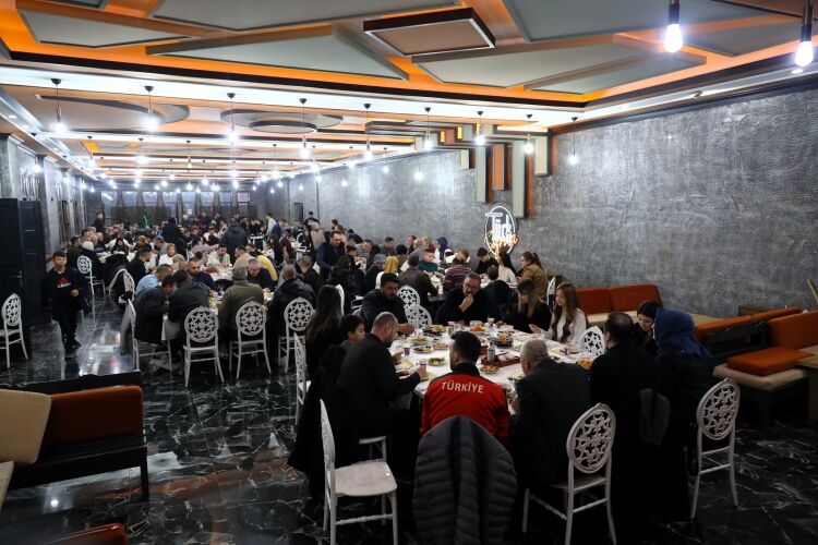 Söğüt Belediyesi’nde Büyük Aile İftarı 11276