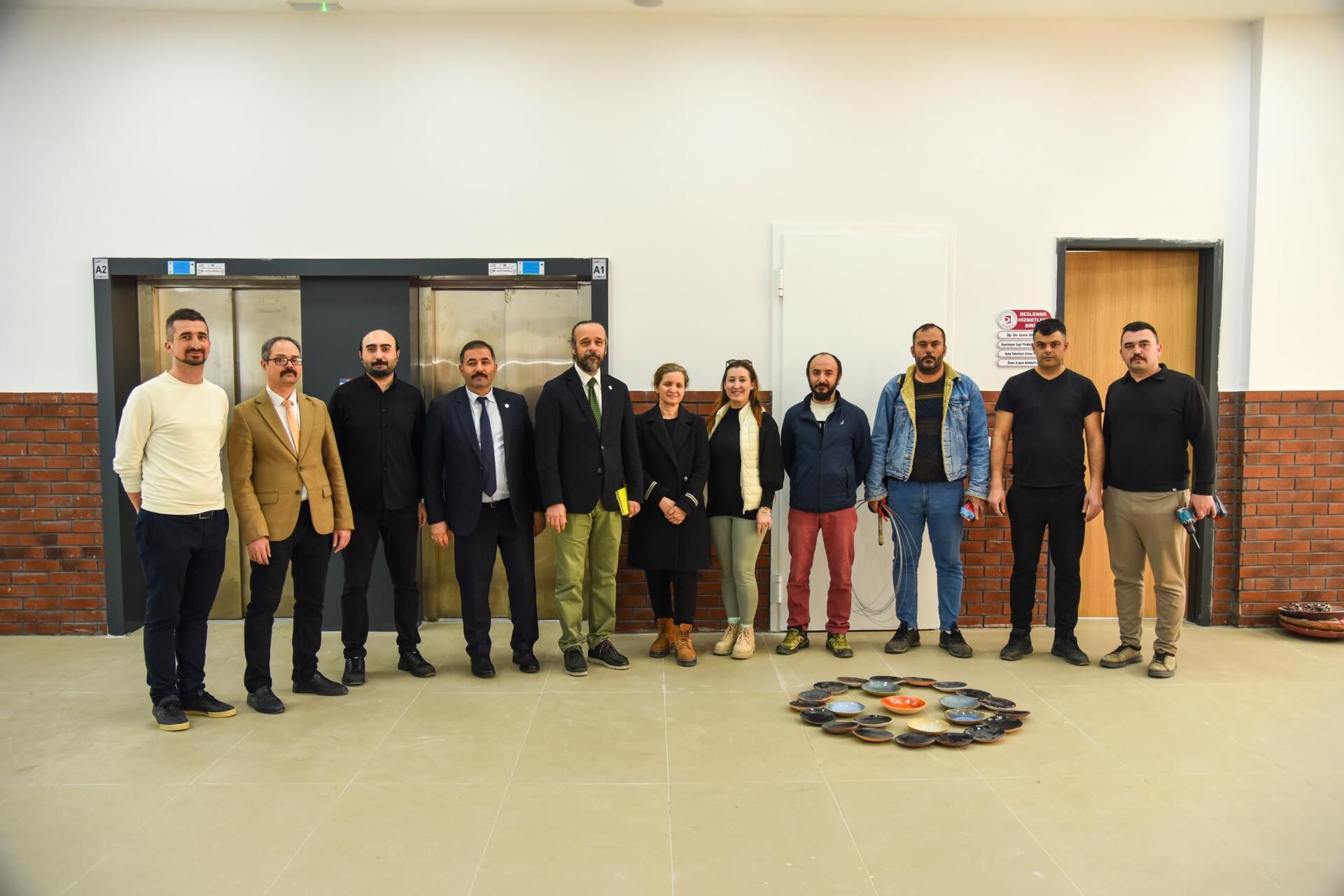 Üniversite Yemekhanesine Sanatsal Dokunuş 11435