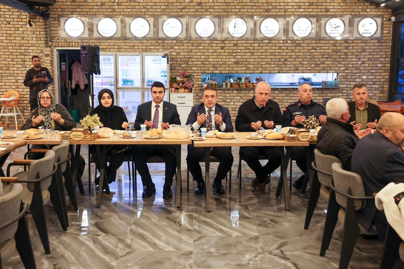 Vali Sözer Geleceğe Daha Güçlü Hazırlanıyoruz 11761