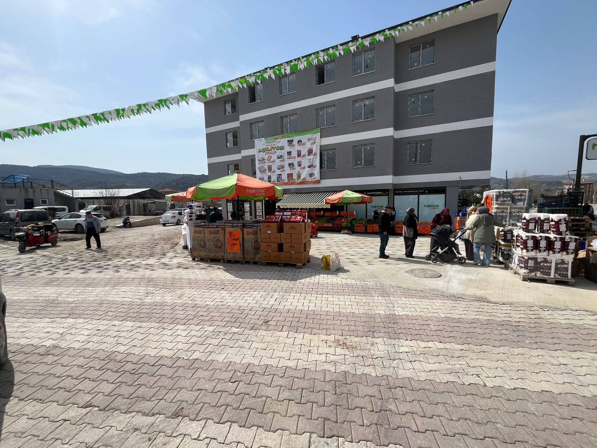 Yeni Pazarda Çifte Bayram 11998