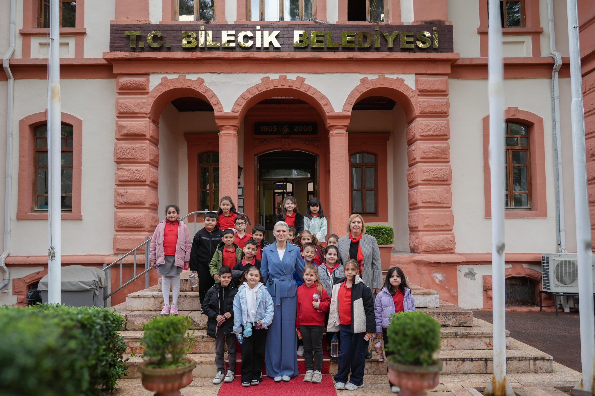 2 A Baskını Belediye Teslim 12541