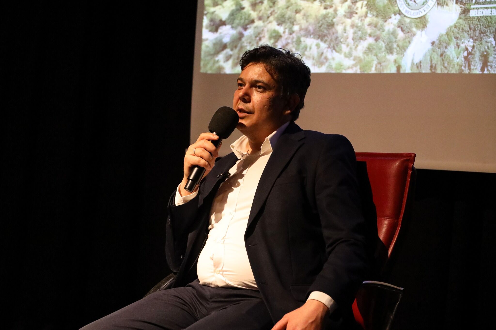 Başkan Sınıfa Girdi, Soru Yağmuru Başladı 12528