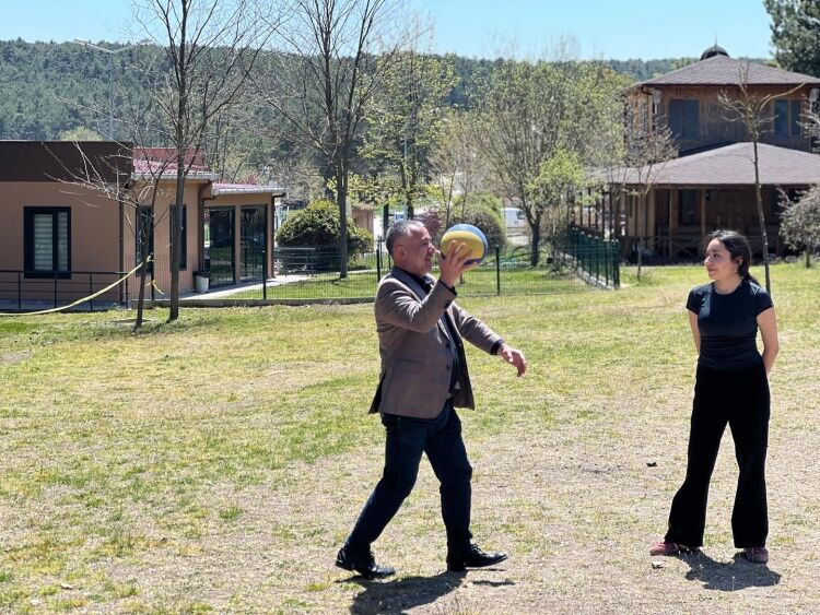 Başkan Yıldırım Gençlerle Sahada Yks Öncesi Moral Depoladılar 13593