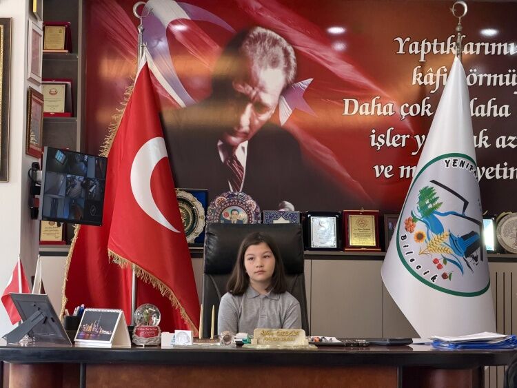 Başkanlık Koltuğu Öğrencilere Emanet 13367