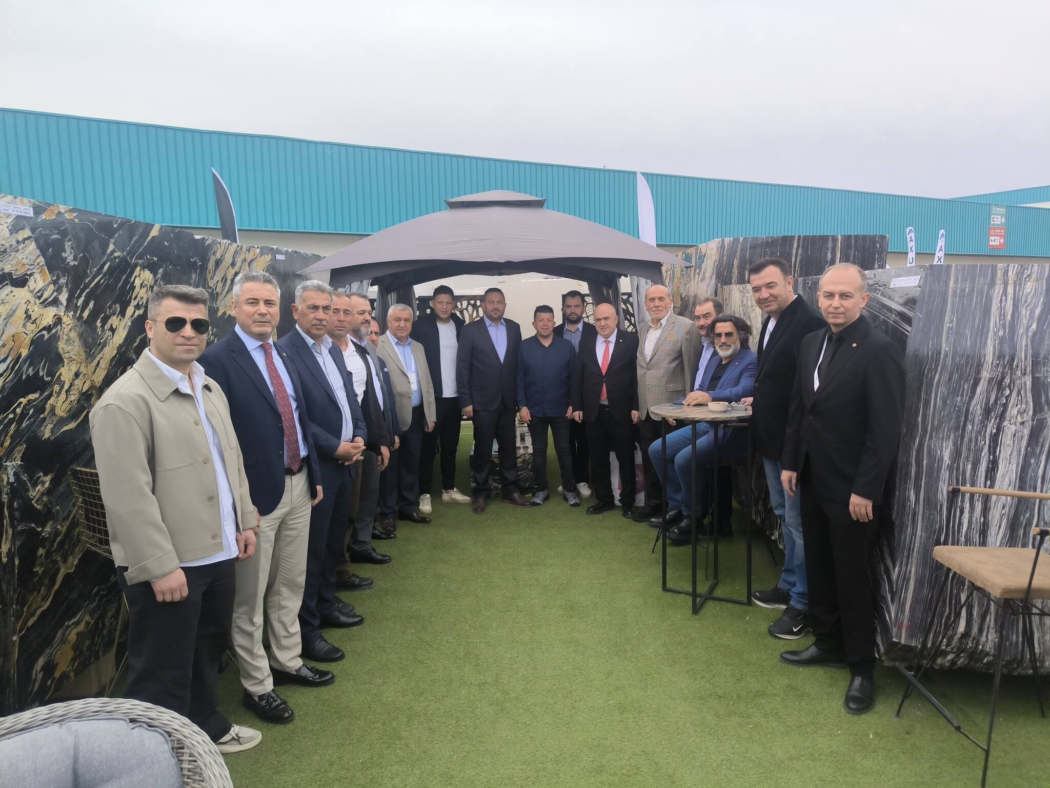 Bilecik Mermeri İzmir’de Gücünü Gösterdi 13032