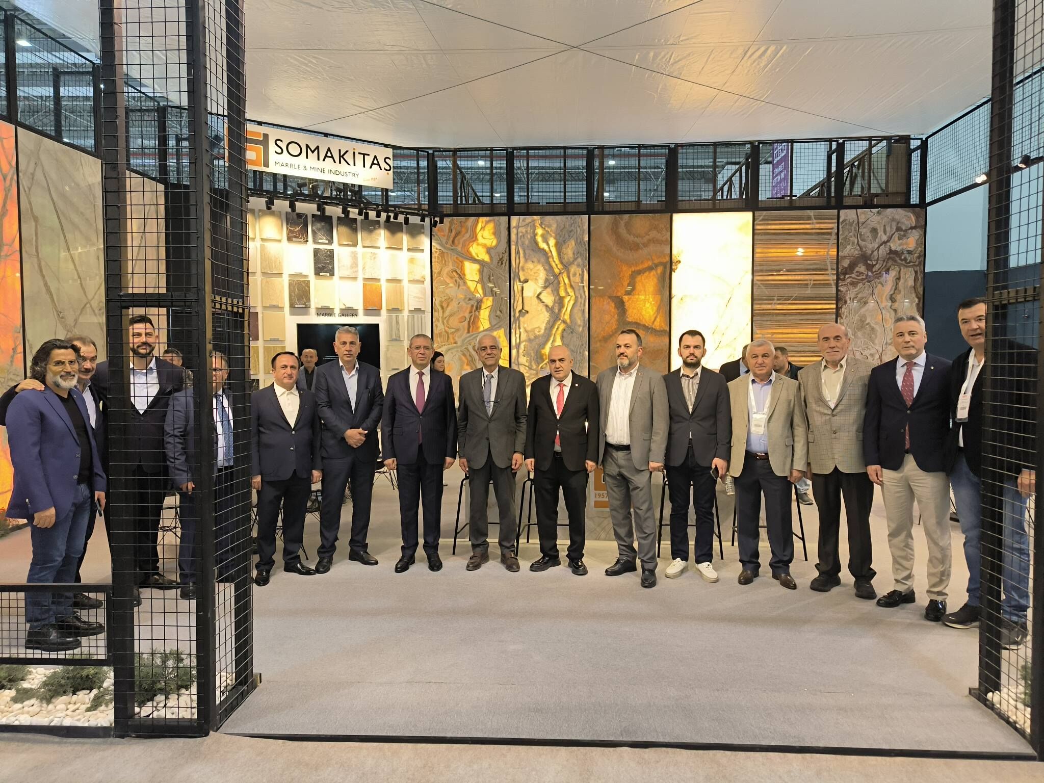 Bilecik Mermeri İzmir’de Gücünü Gösterdi 13033