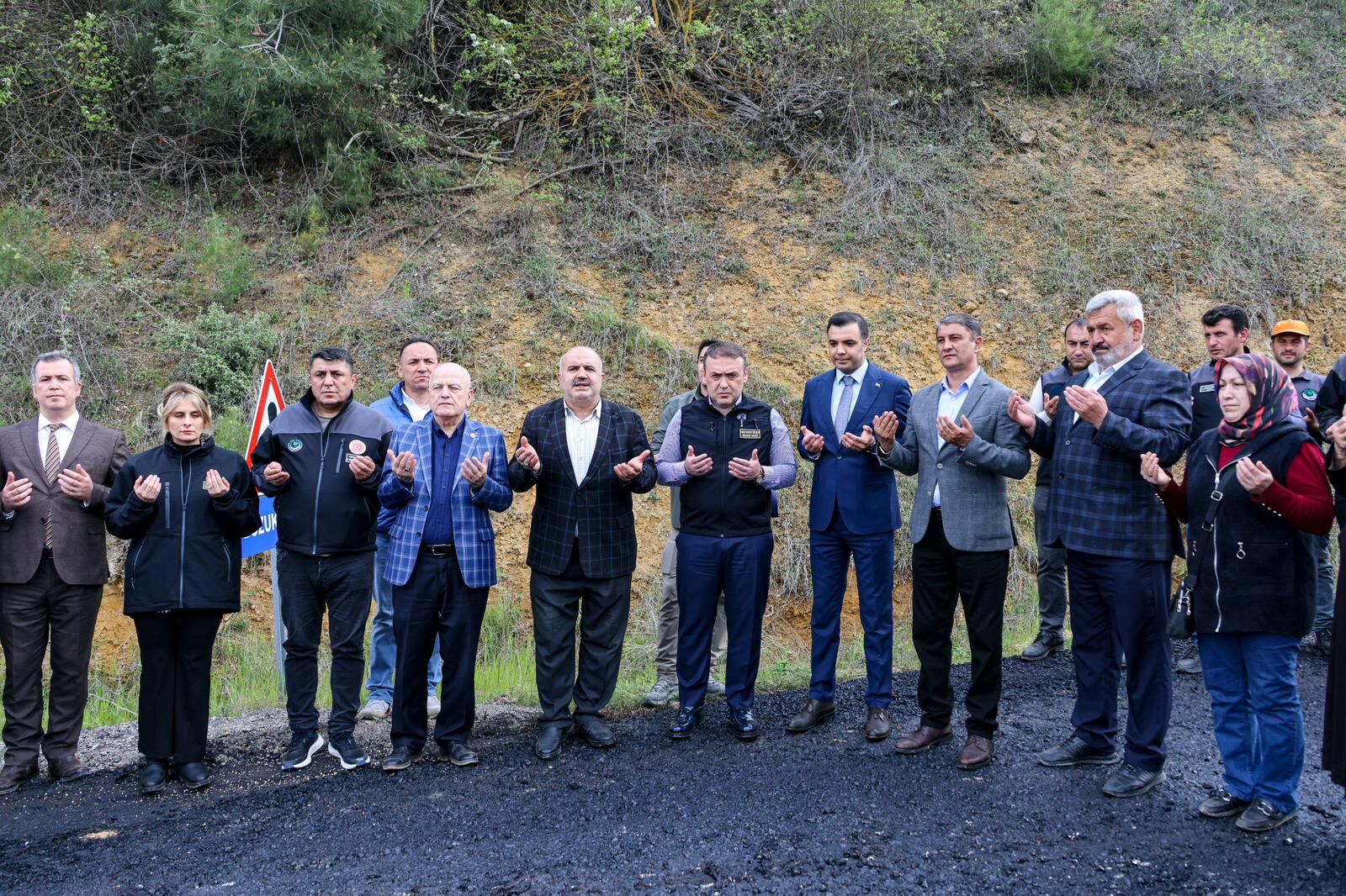 Bilecike Konforlu Köy Yolları 13342