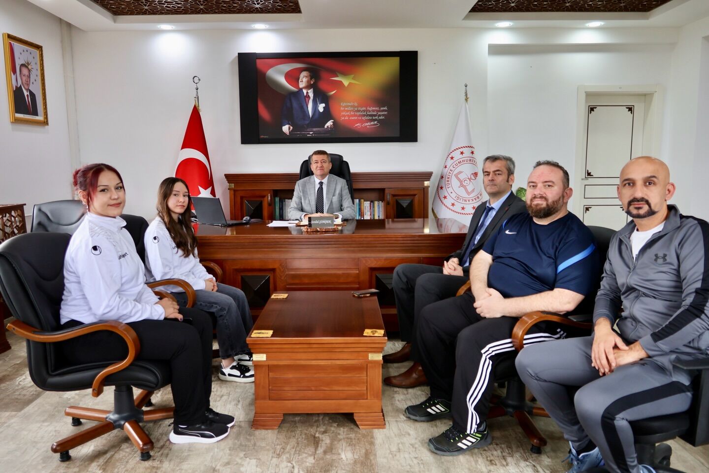 Bi̇leci̇k’i̇ Gururlandiran Başari Halterde Türki̇ye İki̇nci̇li̇ği̇ 12616