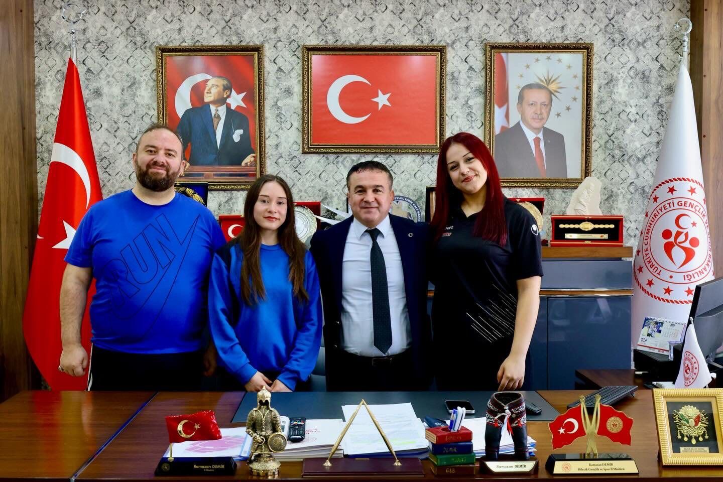 Bilecikli Halterciler Türkiye İkincisi Oldu 12478