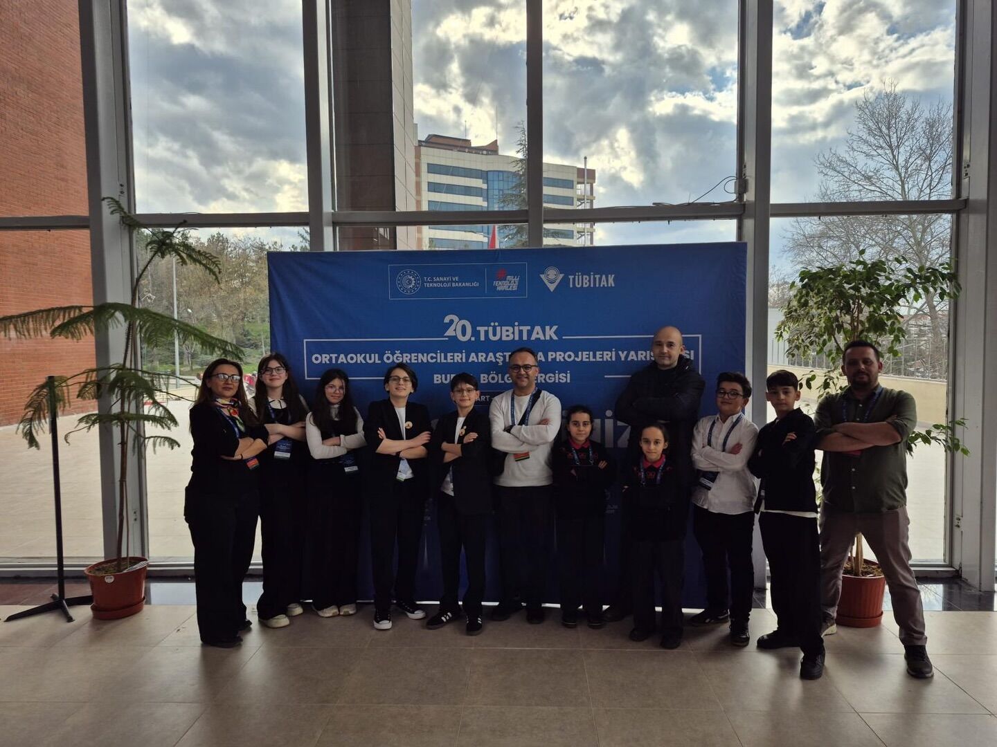 Bilecikli Öğrenciler Tübi̇tak Bölge Sergisinde Projelerini Tanıttı 12440