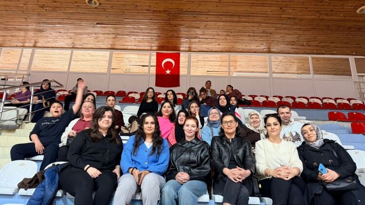 Bilecik’te Engelsiz Sahada Dostluk Rüzgârı Esti 13205