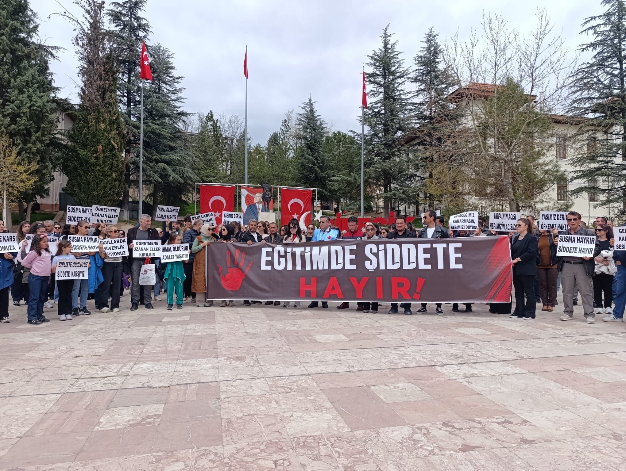 Bilecikte Öğretmenler Alanı Doldurdu 13098